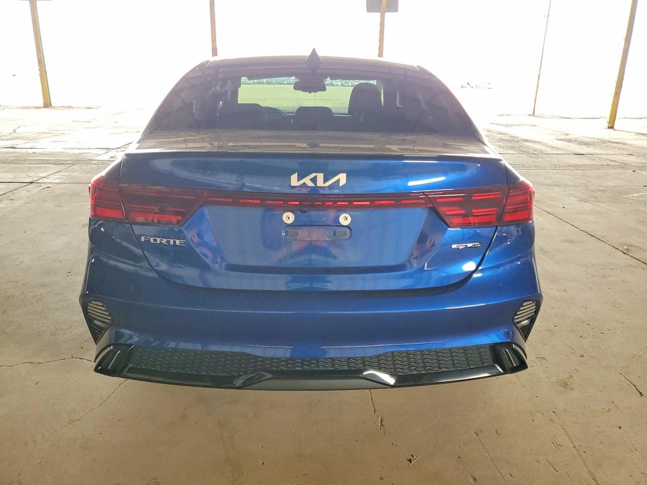 2024 KIA FORTE GT LINE photo 6
