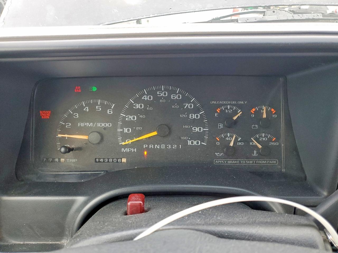 1997 CHEVROLET GMT-400 C1500 photo 9