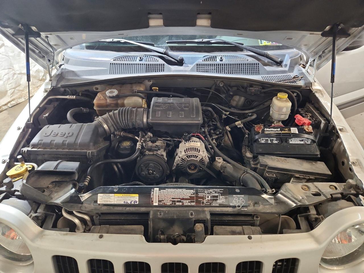 2003 JEEP LIBERTY SPORT photo 12