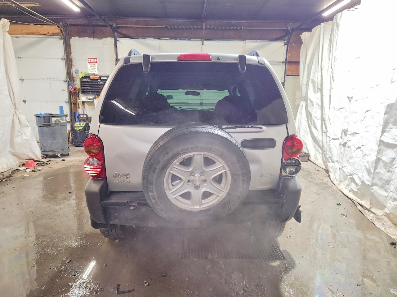 2003 JEEP LIBERTY SPORT photo 6