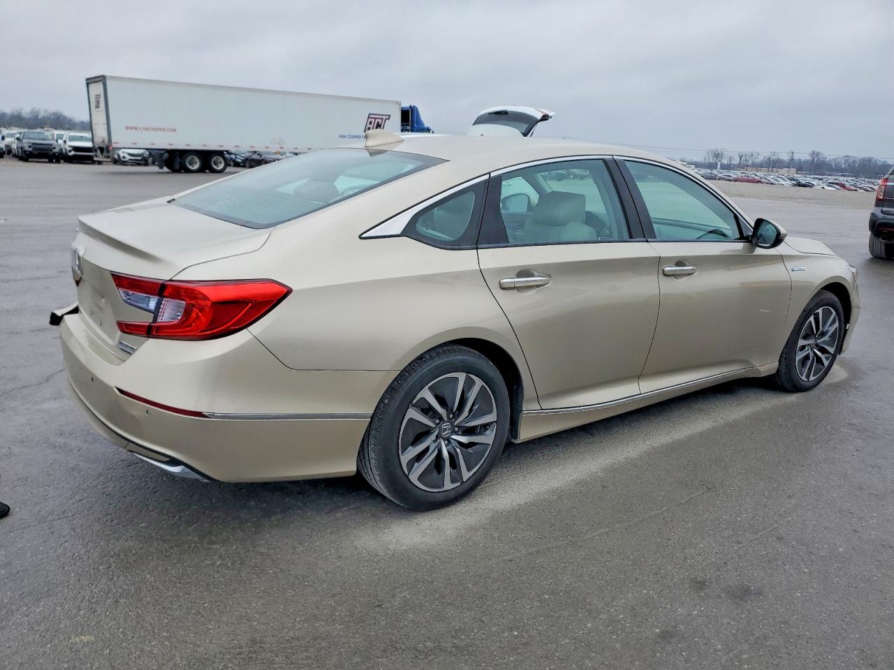 2020 HONDA ACCORD TOURING HYBRID photo 3