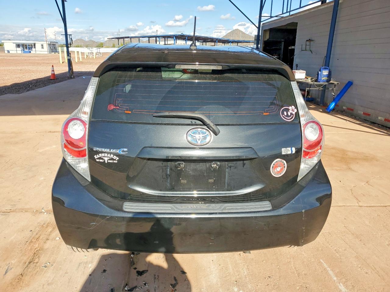 2013 TOYOTA PRIUS C photo 6