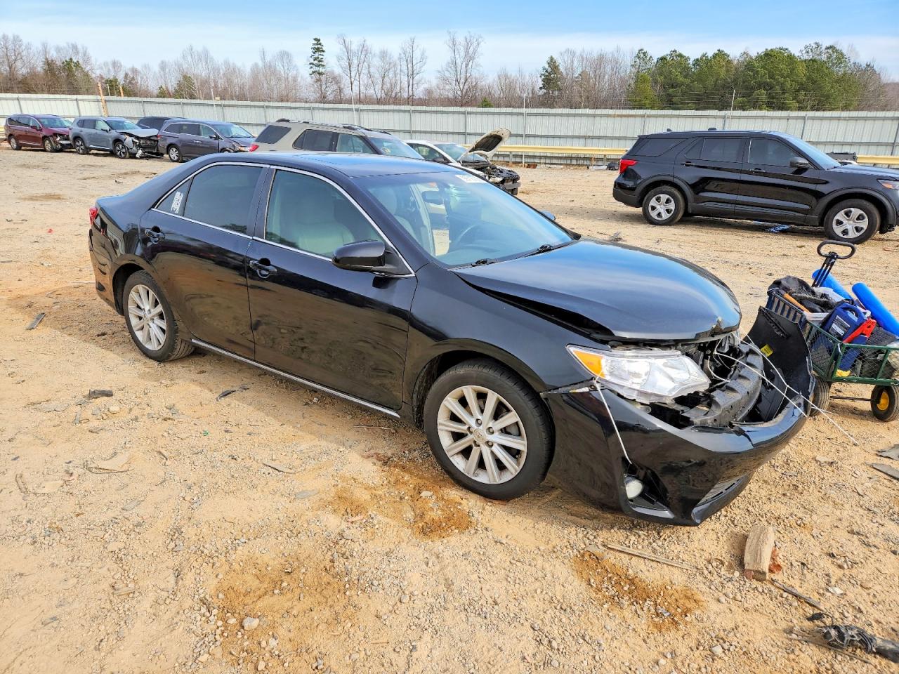 2013 TOYOTA CAMRY L photo 4