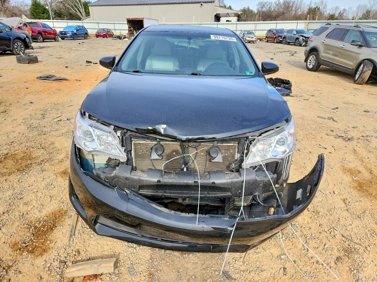 2013 TOYOTA CAMRY L photo 5