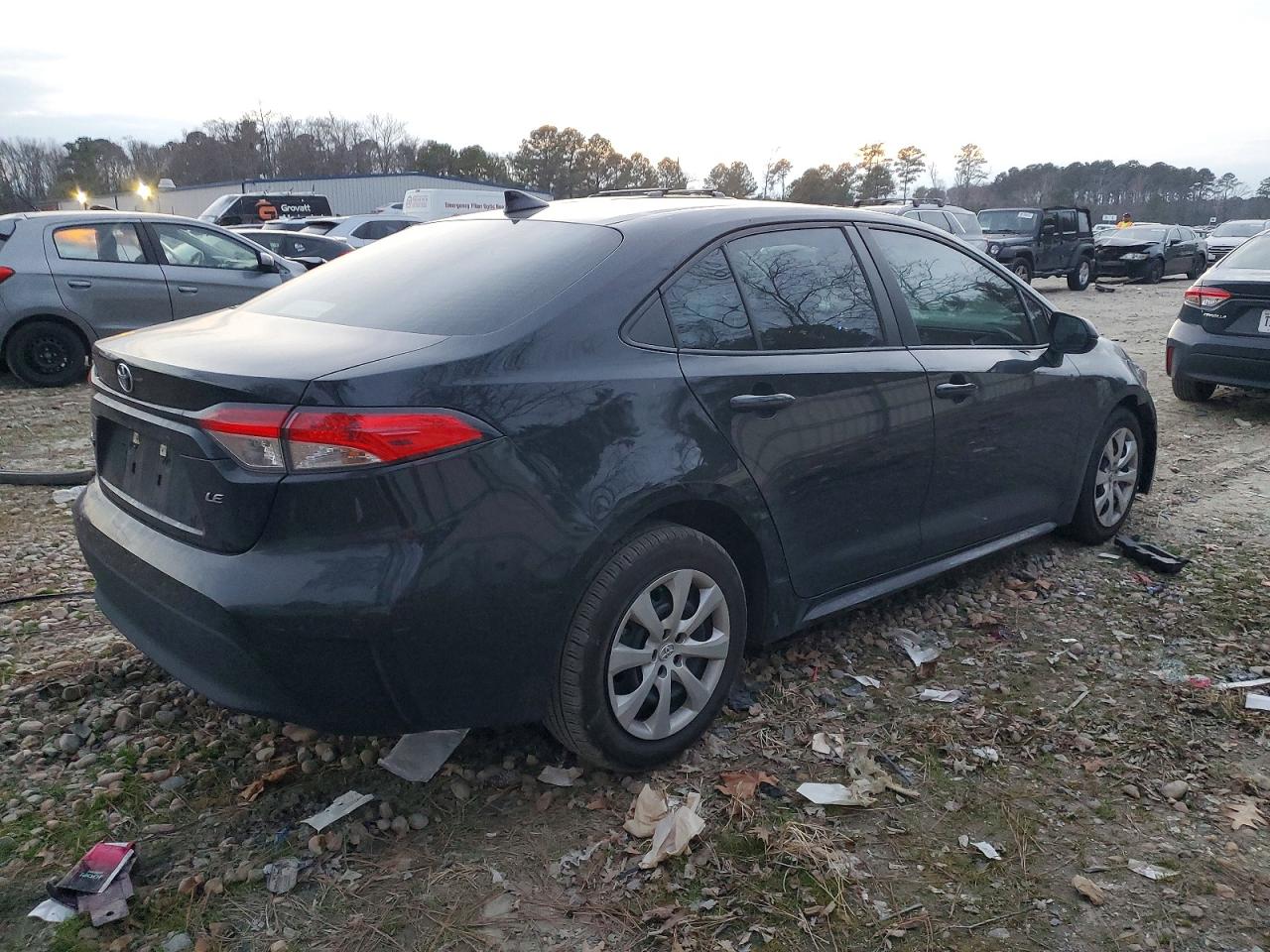 2023 TOYOTA COROLLA LE photo 3