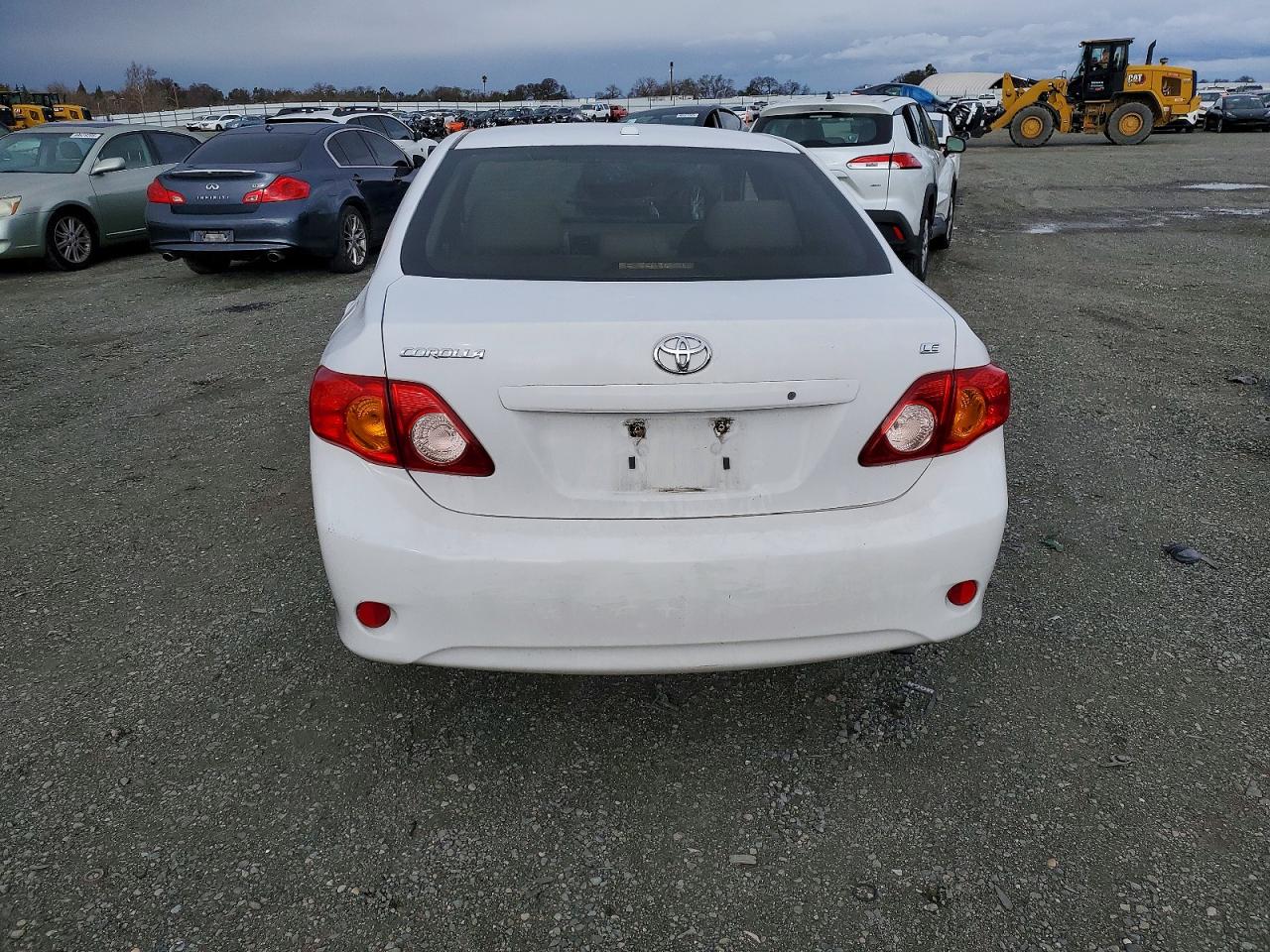 2010 TOYOTA COROLLA BASE photo 6