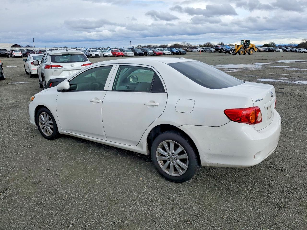 2010 TOYOTA COROLLA BASE photo 2