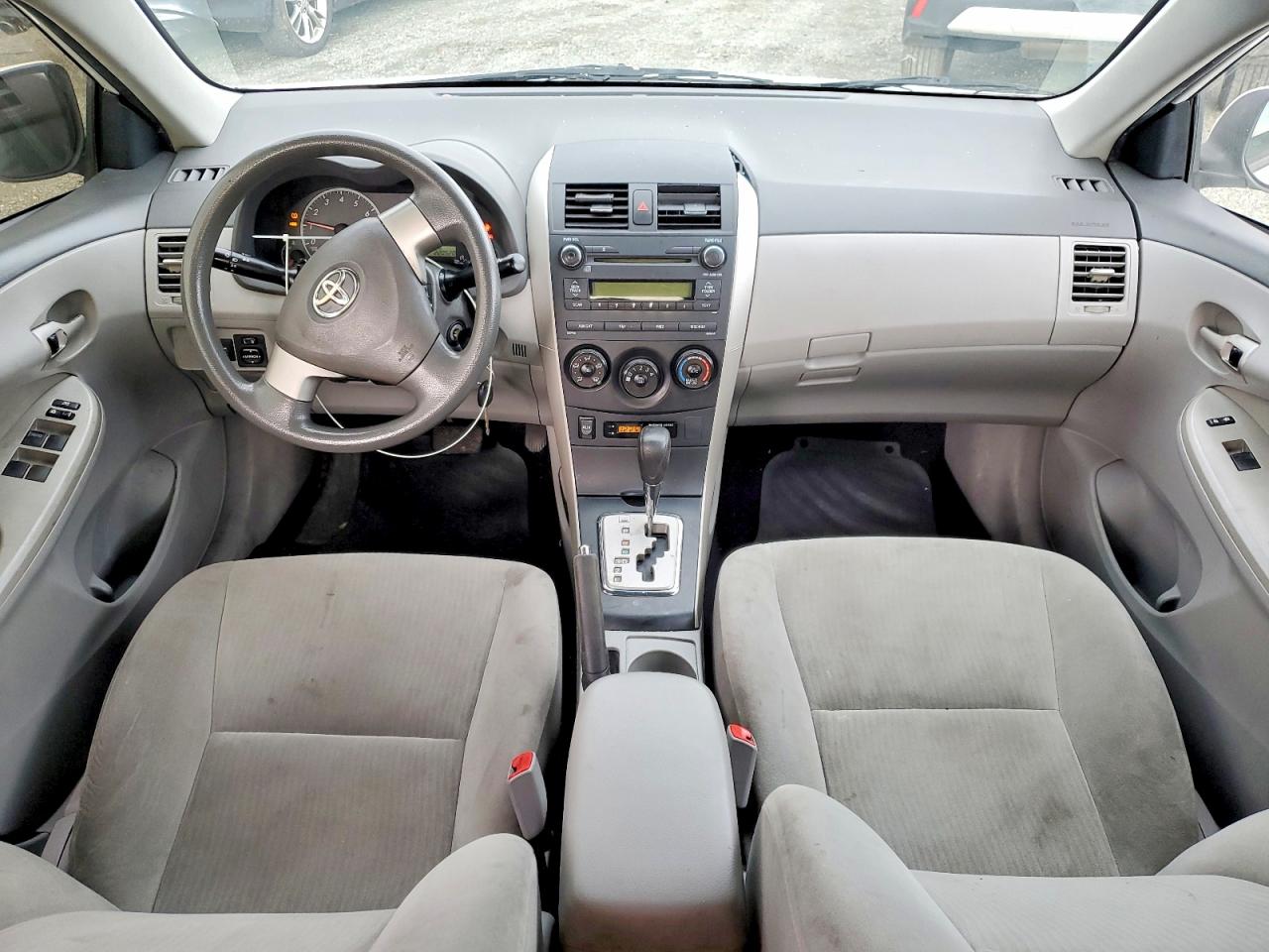 2010 TOYOTA COROLLA BASE photo 8