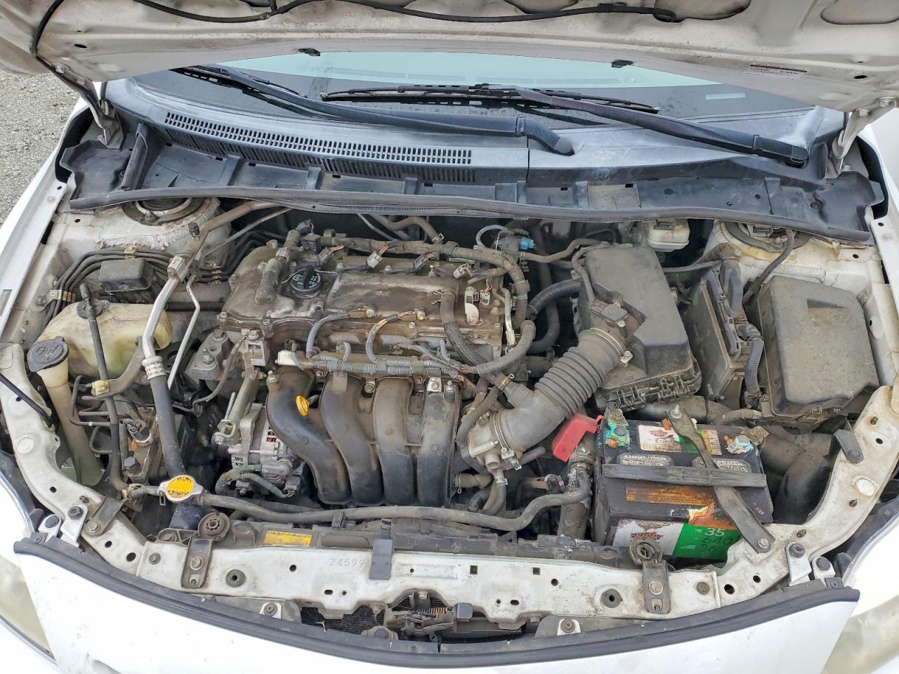 2010 TOYOTA COROLLA BASE photo 11