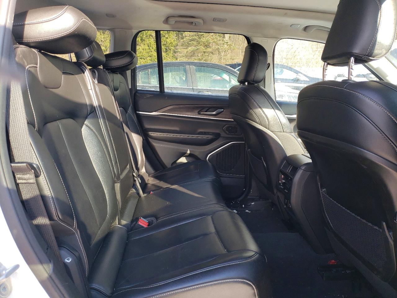 2023 JEEP GRAND CHEROKEE LIMITED photo 11