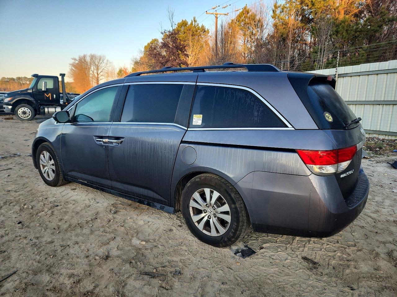 2016 HONDA ODYSSEY EXL photo 2