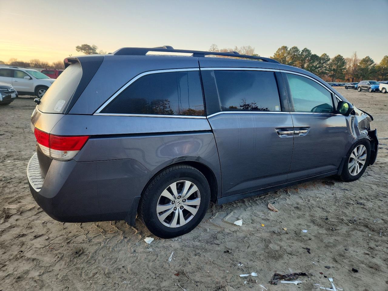 2016 HONDA ODYSSEY EXL photo 3