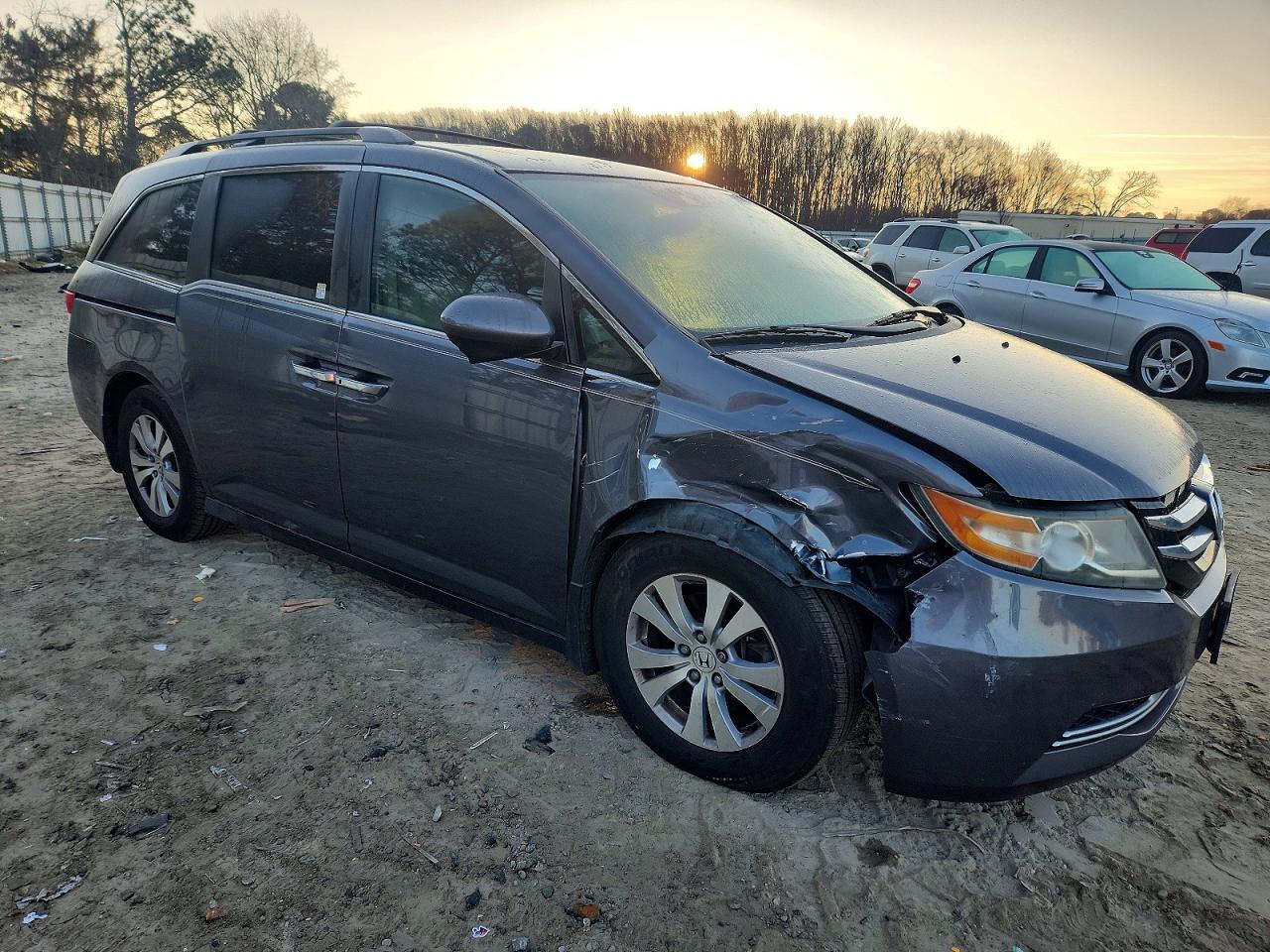 2016 HONDA ODYSSEY EXL photo 4