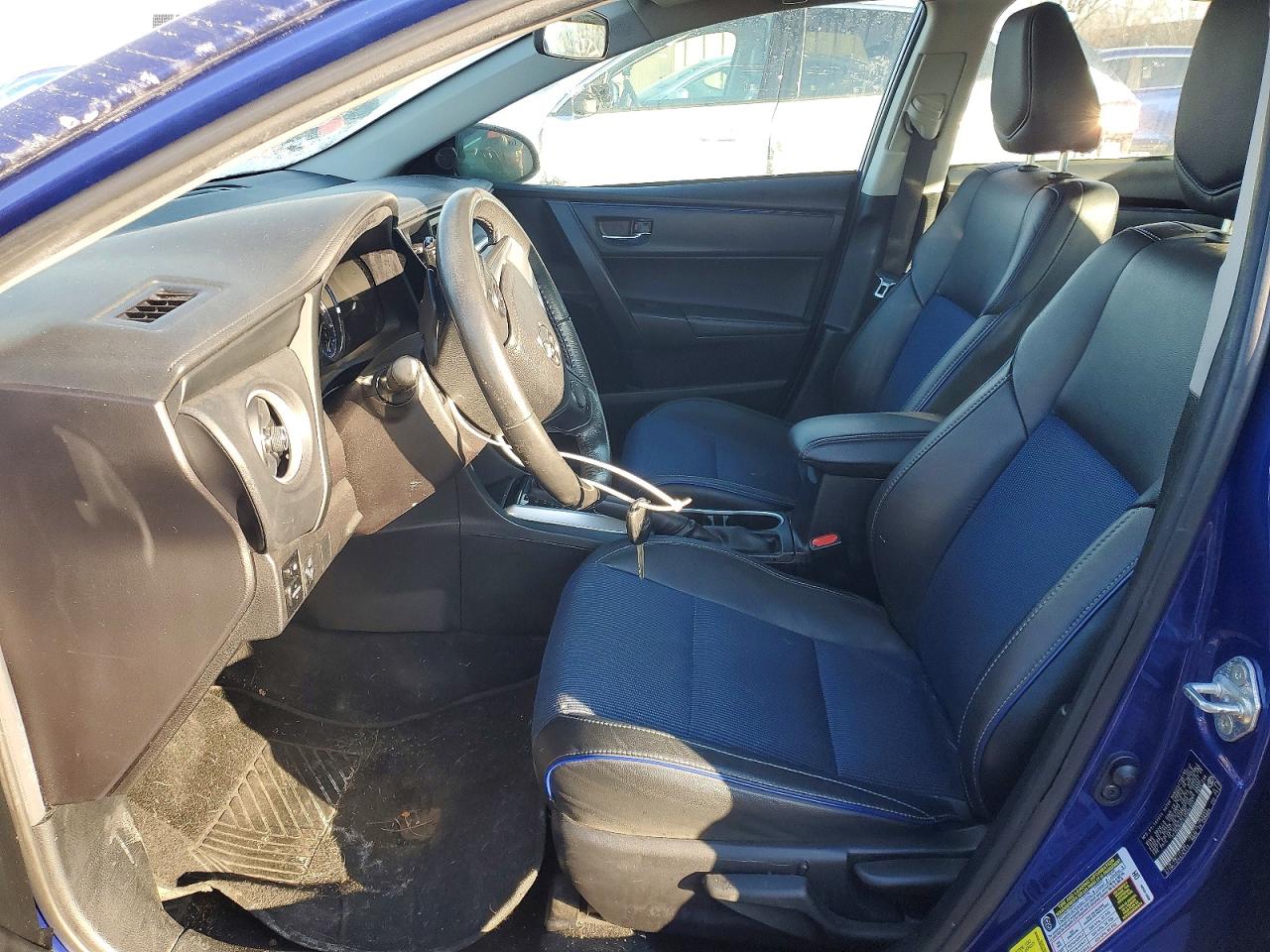 2018 TOYOTA COROLLA L photo 7