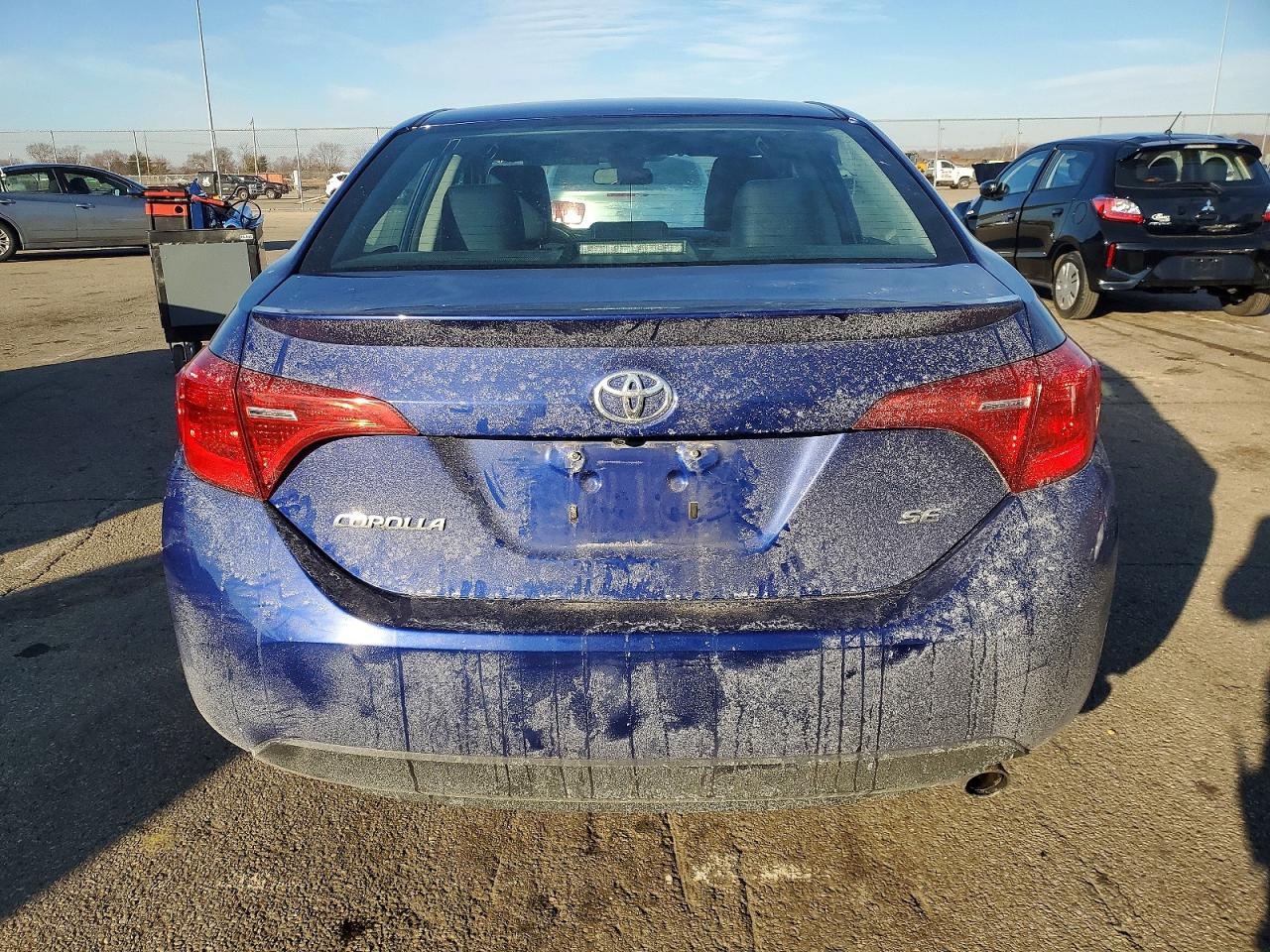 2018 TOYOTA COROLLA L photo 6
