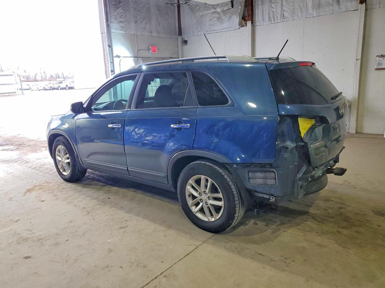 2015 KIA SORENTO LX photo 2