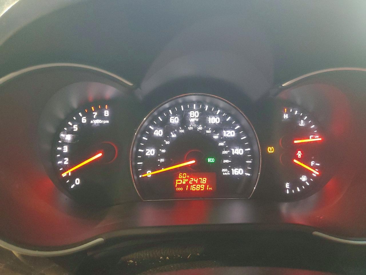 2015 KIA SORENTO LX photo 9