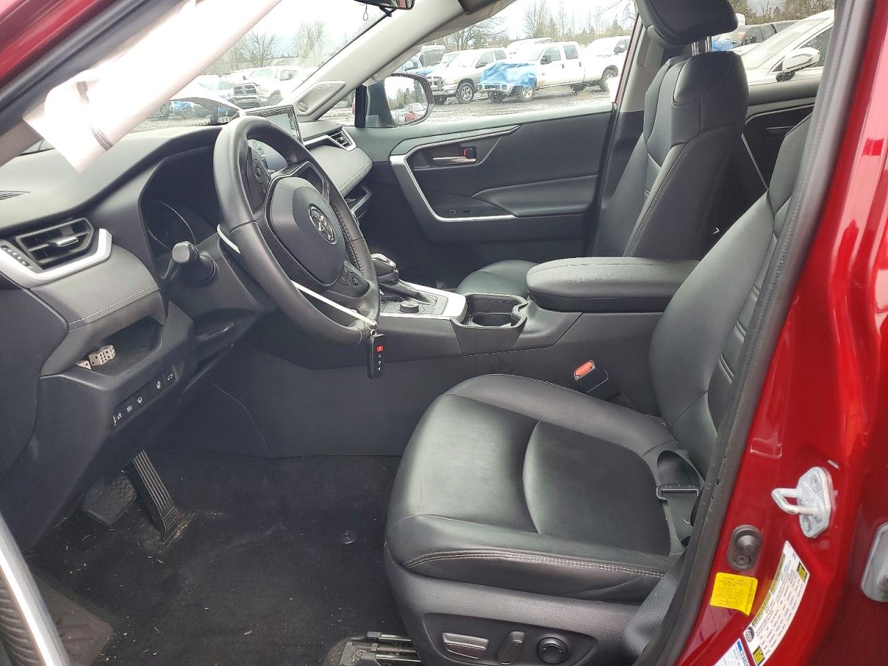 2021 TOYOTA RAV4 XLE PREMIUM photo 7