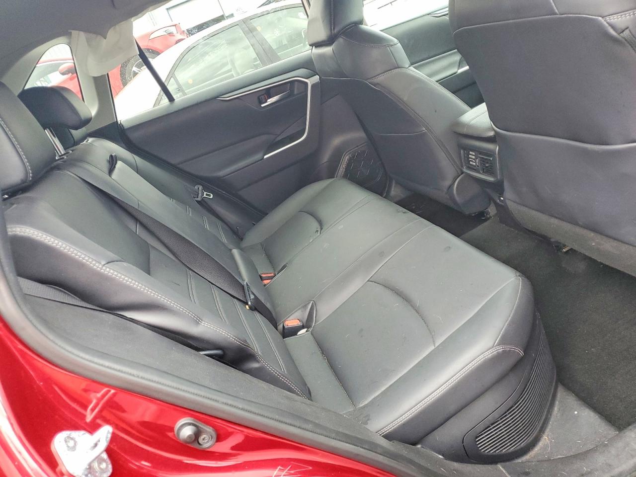 2021 TOYOTA RAV4 XLE PREMIUM photo 11