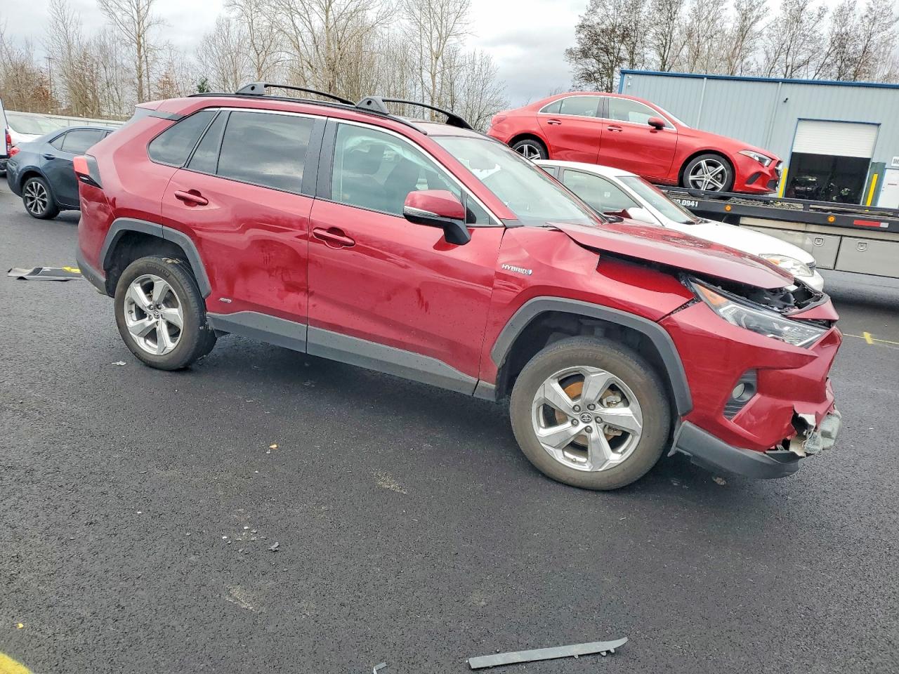 2021 TOYOTA RAV4 XLE PREMIUM photo 4