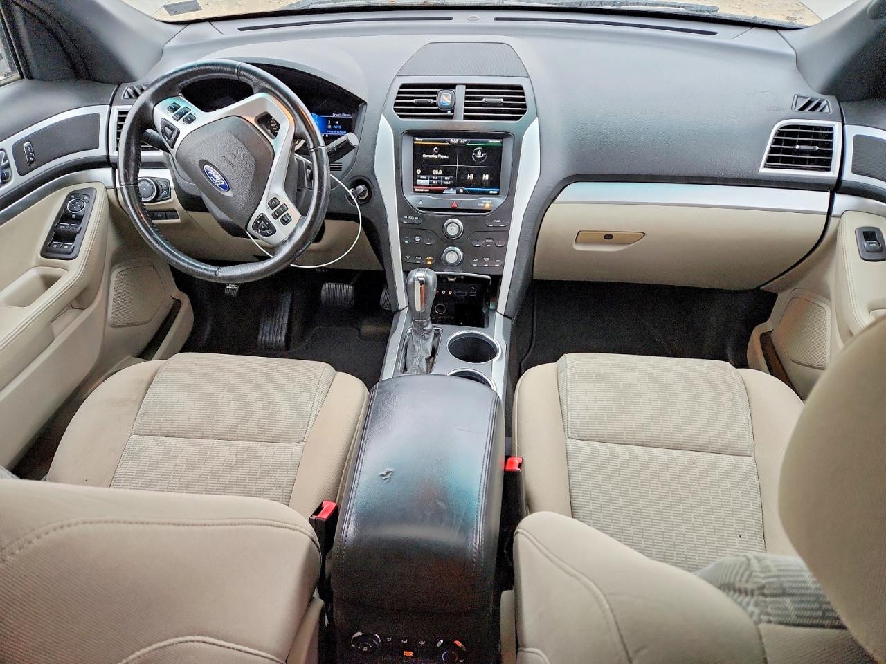 2013 FORD EXPLORER XLT photo 8