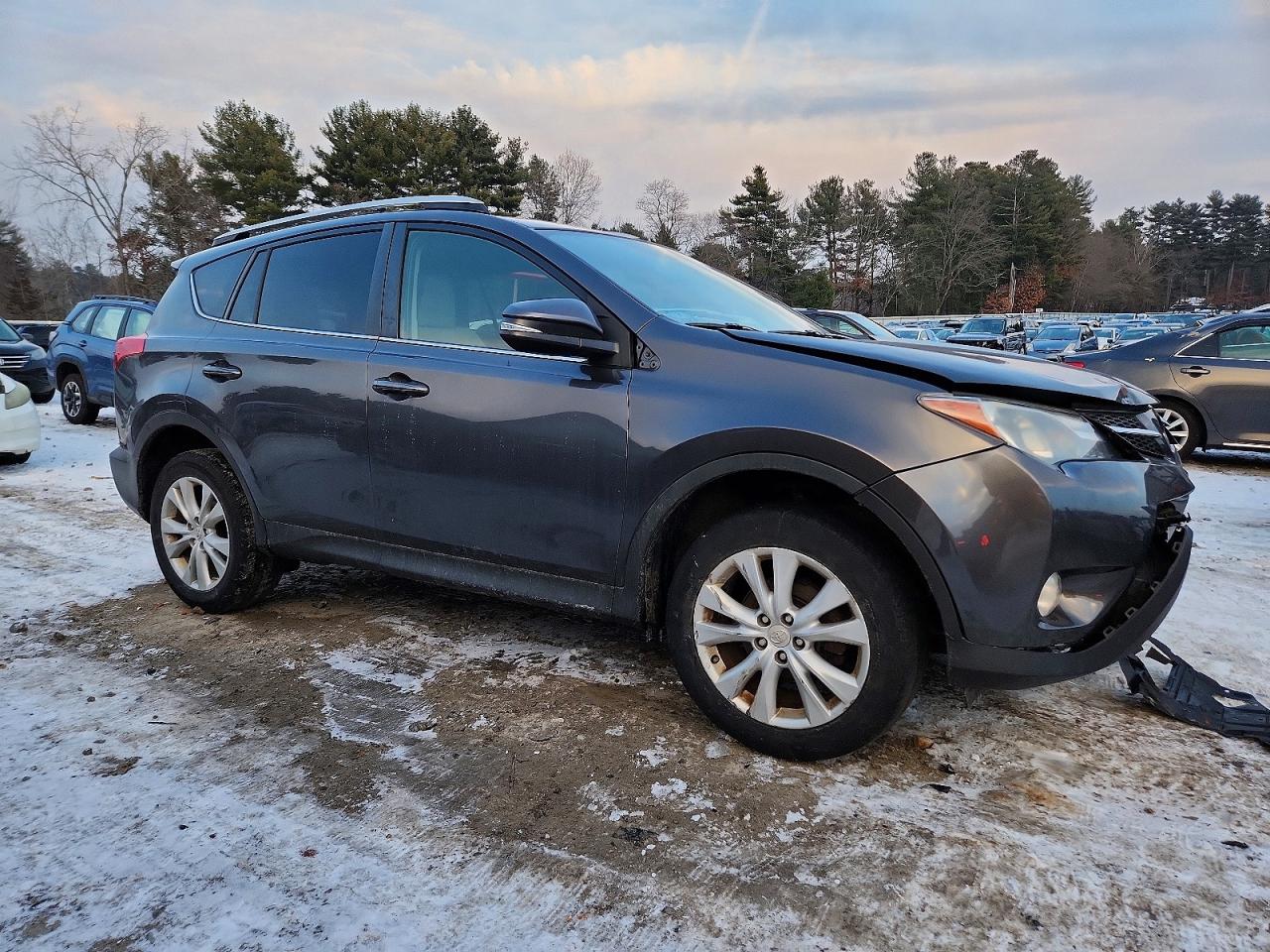 2014 TOYOTA RAV4 LIMITED photo 4