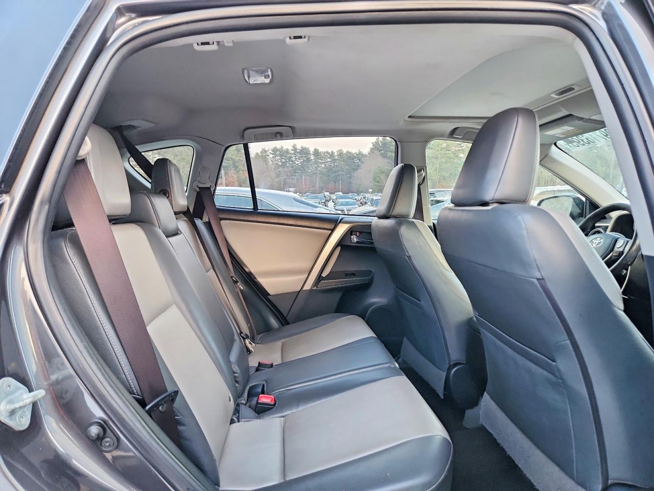 2014 TOYOTA RAV4 LIMITED photo 11