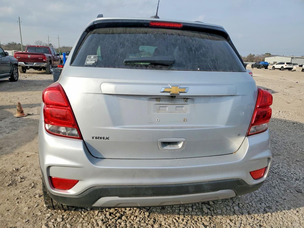 2020 CHEVROLET TRAX 1LT photo 6