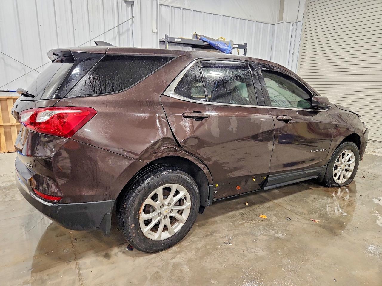2020 CHEVROLET EQUINOX LT photo 3