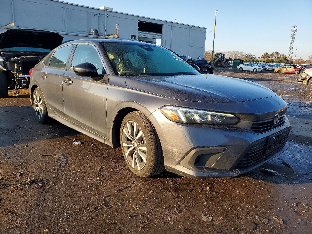2022 HONDA CIVIC EX photo 4