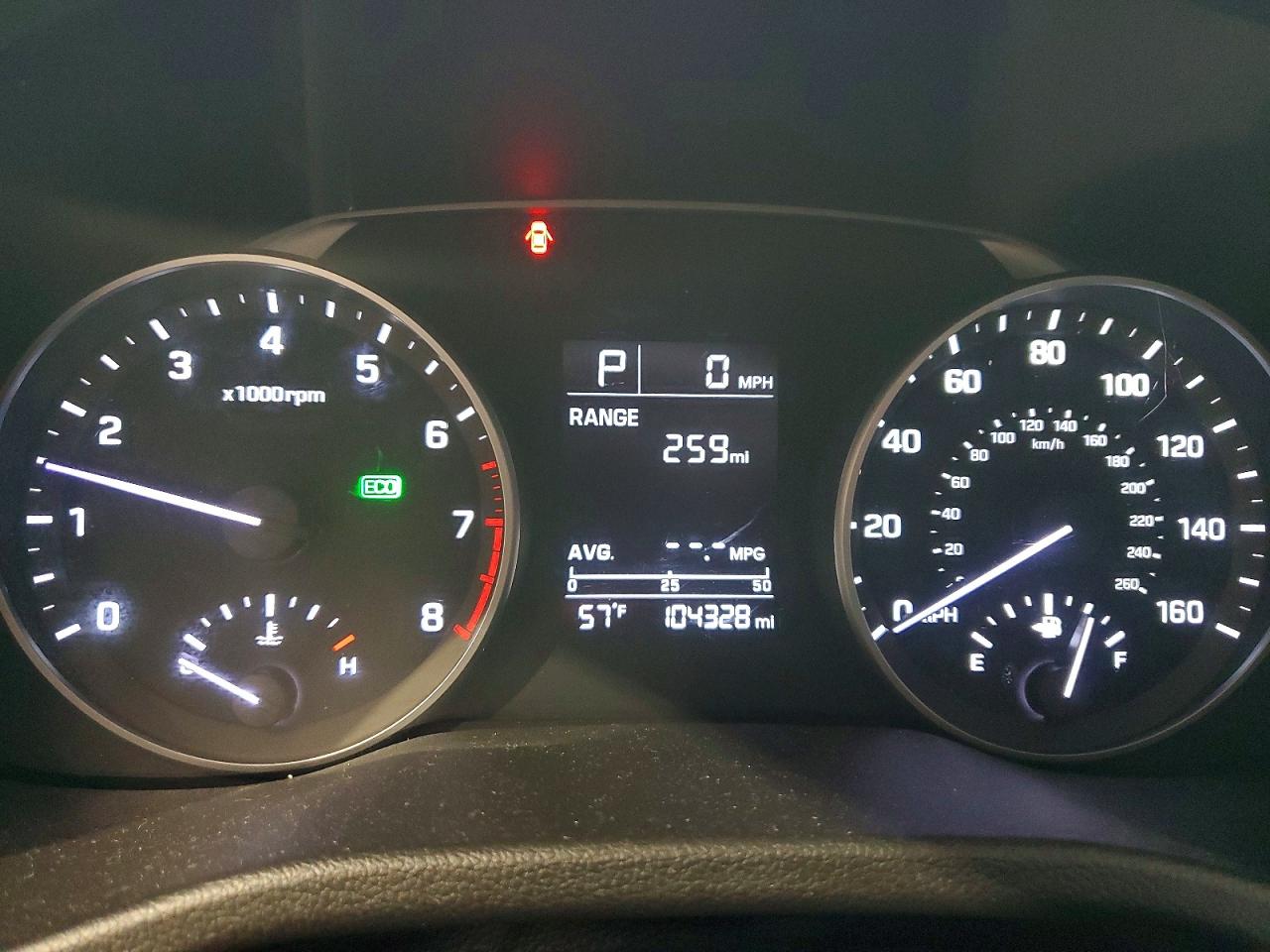2018 HYUNDAI ELANTRA SE photo 9