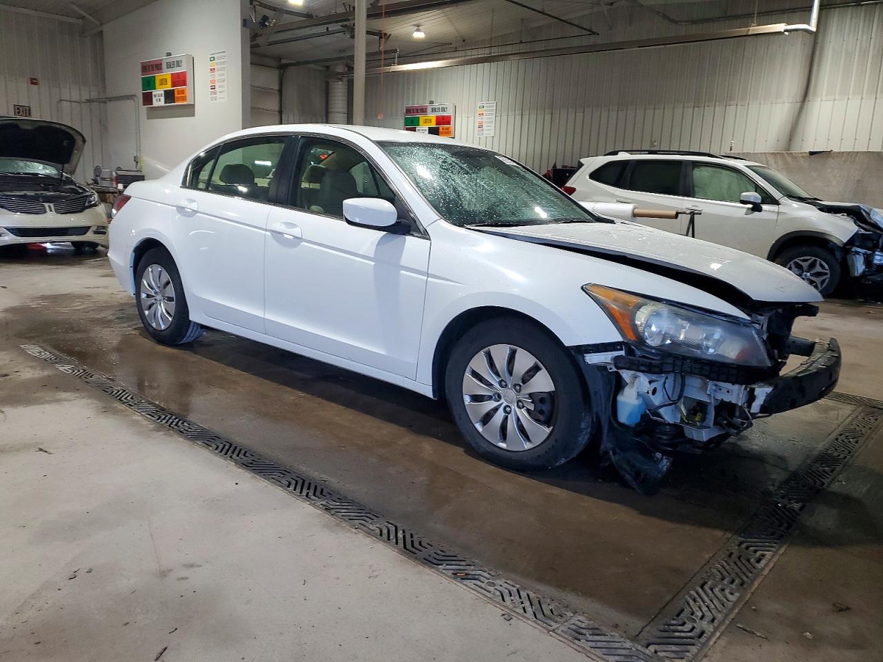 2012 HONDA ACCORD LX photo 4