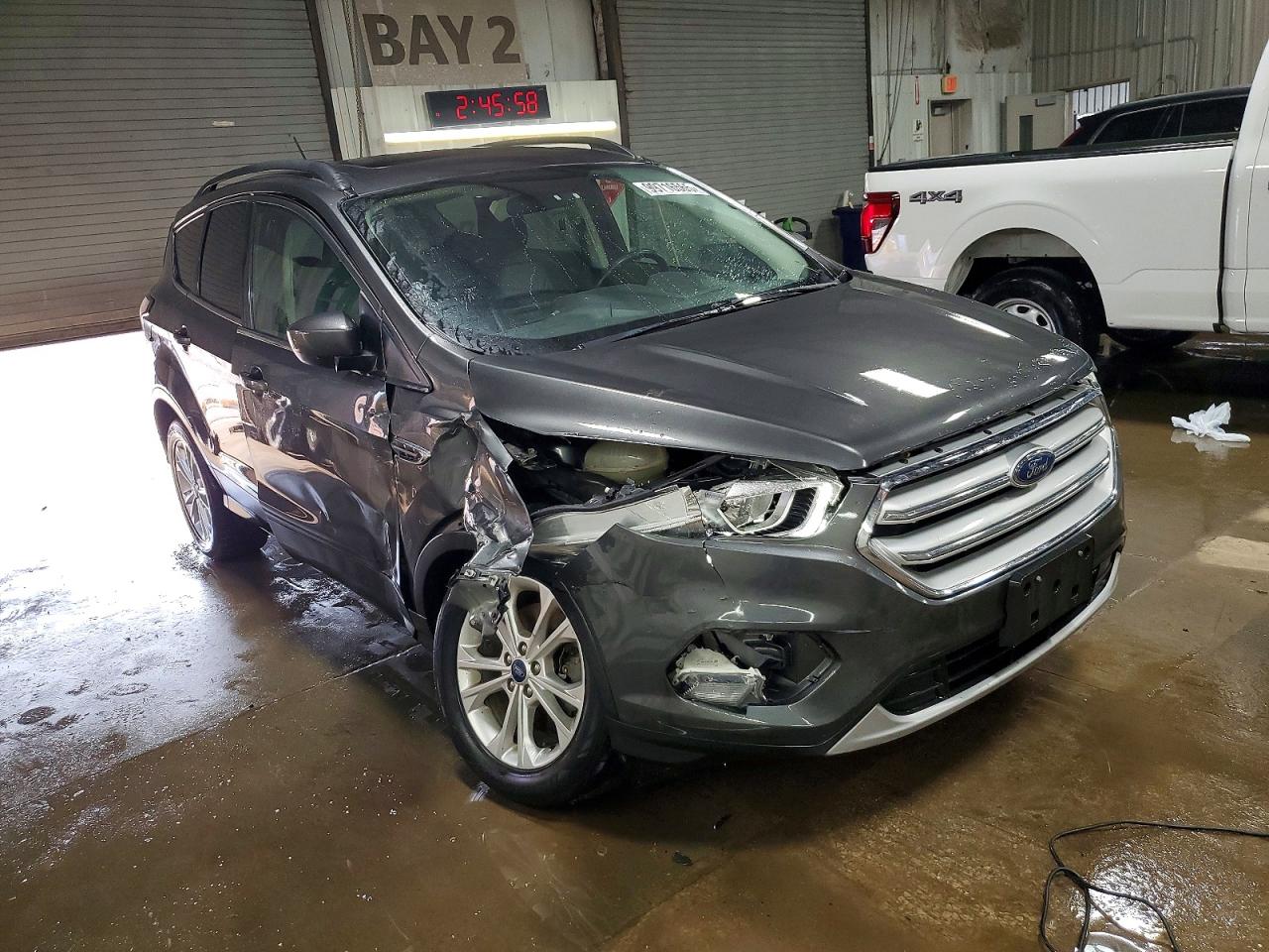2018 FORD ESCAPE SEL photo 4