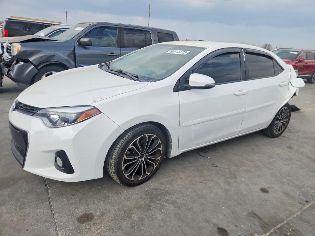 2016 TOYOTA COROLLA
