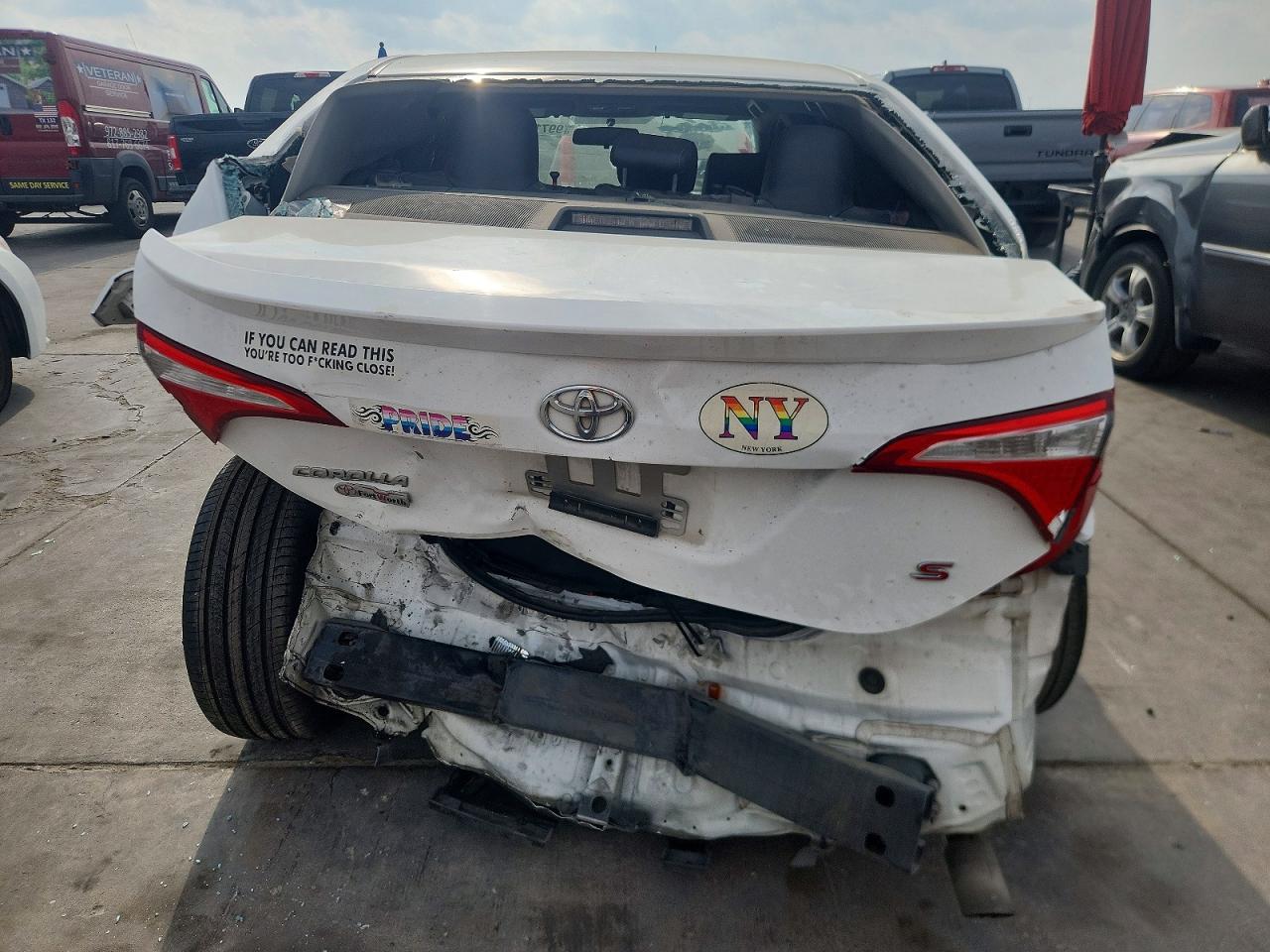 2016 TOYOTA COROLLA L photo 6