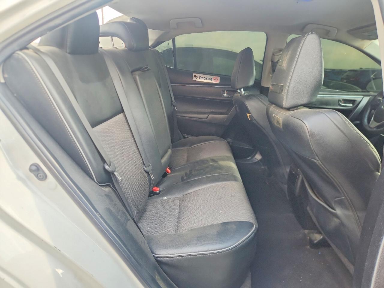 2016 TOYOTA COROLLA L photo 10