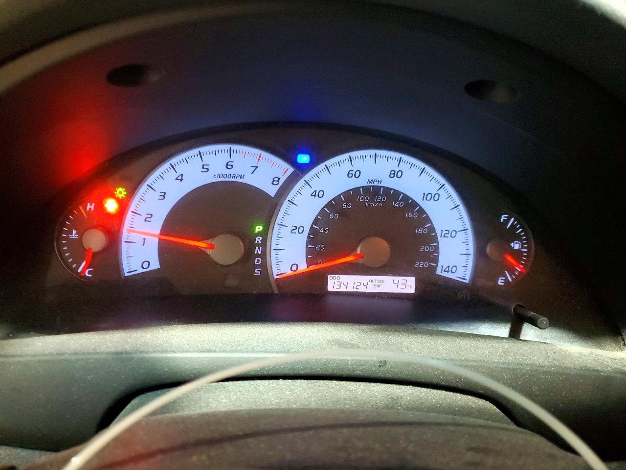 2011 TOYOTA CAMRY BASE photo 9