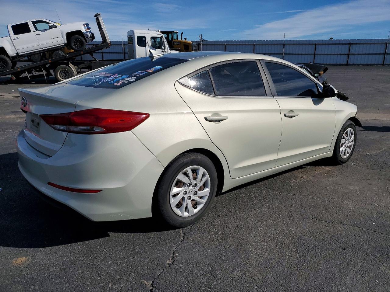 2017 HYUNDAI ELANTRA SE photo 3
