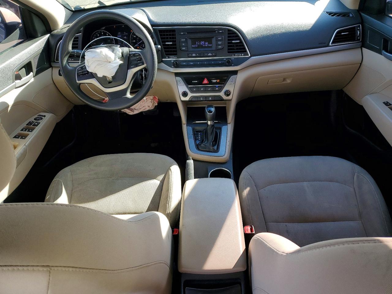 2017 HYUNDAI ELANTRA SE photo 8