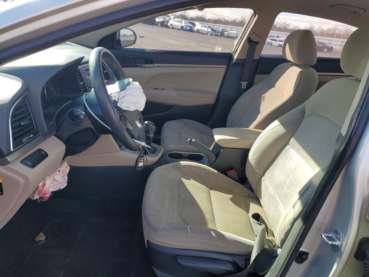 2017 HYUNDAI ELANTRA SE photo 7