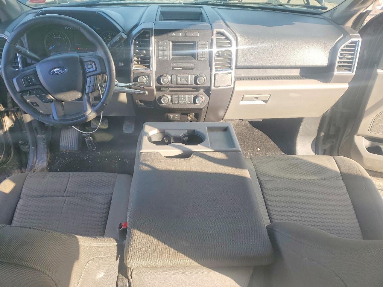 2015 FORD F150 SUPERCREW photo 15
