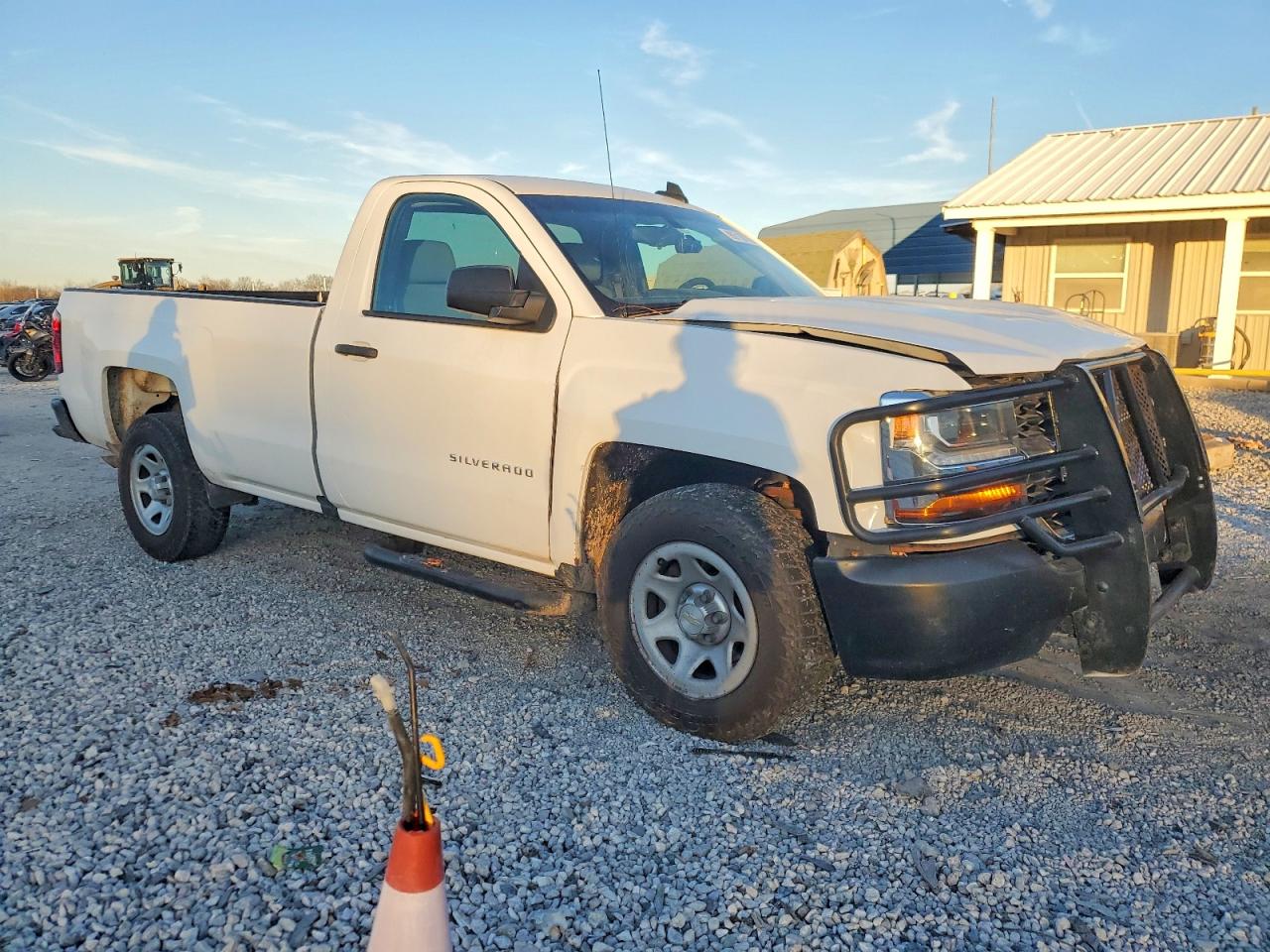 2018 CHEVROLET SILVERADO C1500 photo 4