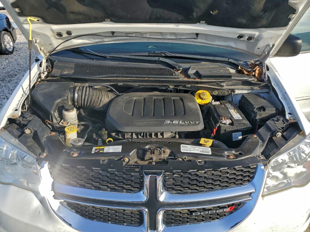 2015 DODGE GRAND CARAVAN SE photo 12