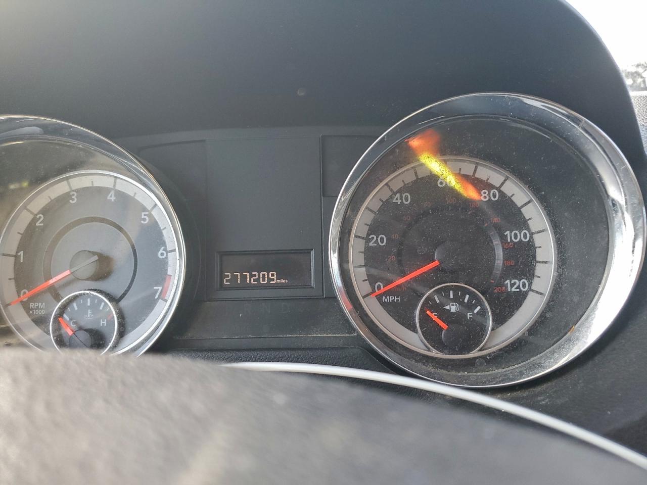 2015 DODGE GRAND CARAVAN SE photo 9