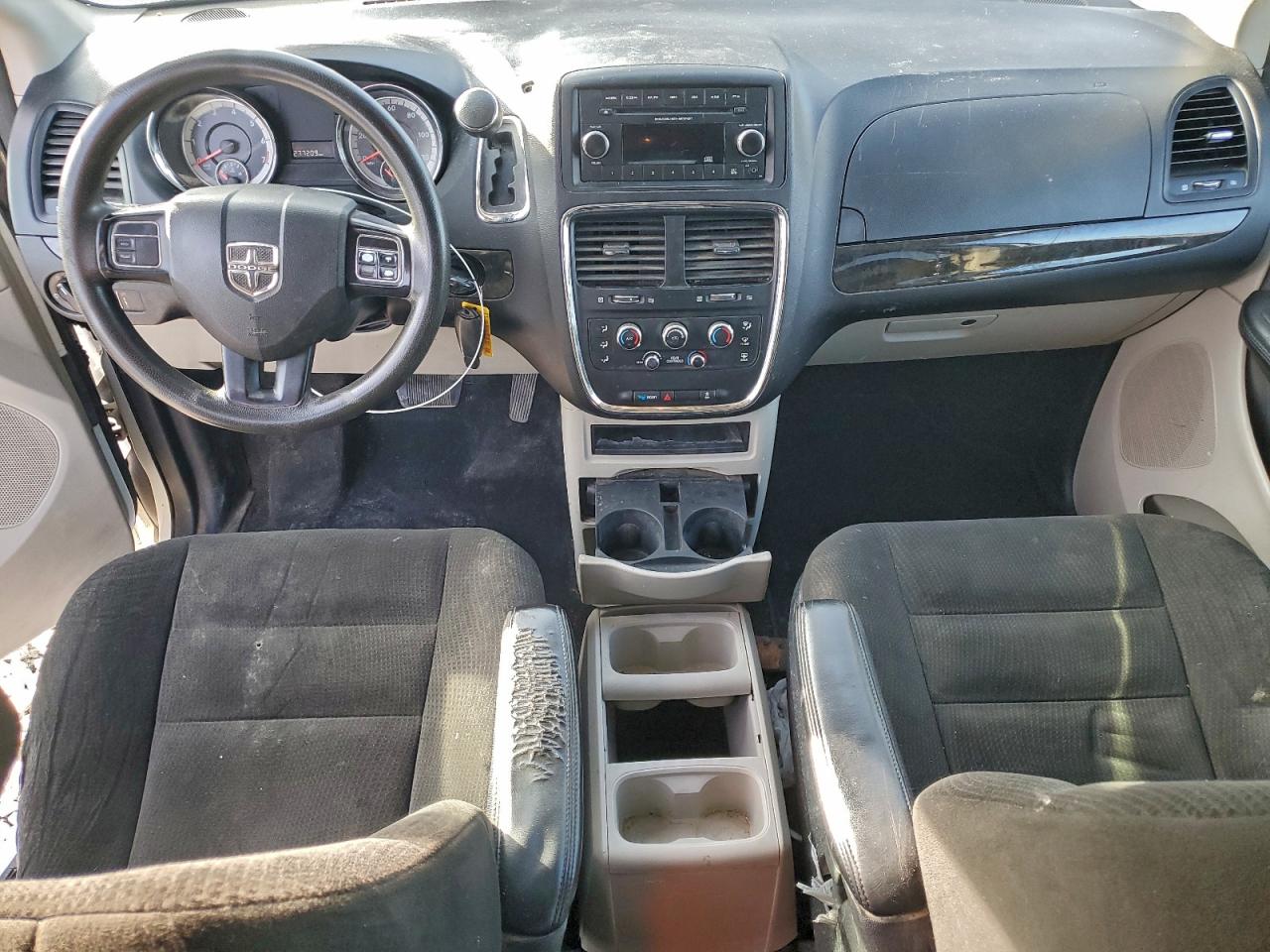 2015 DODGE GRAND CARAVAN SE photo 8