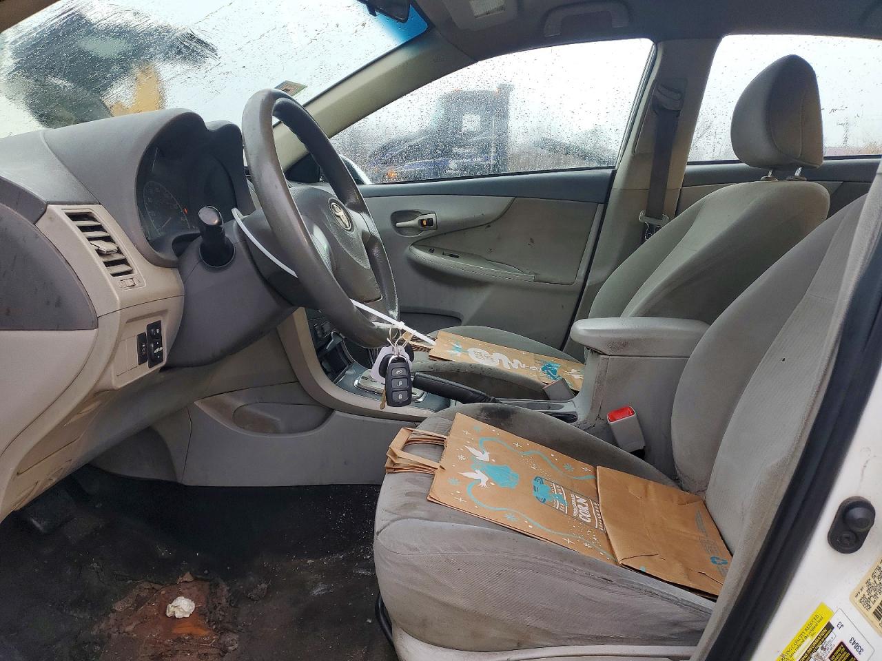 2010 TOYOTA COROLLA BASE photo 7