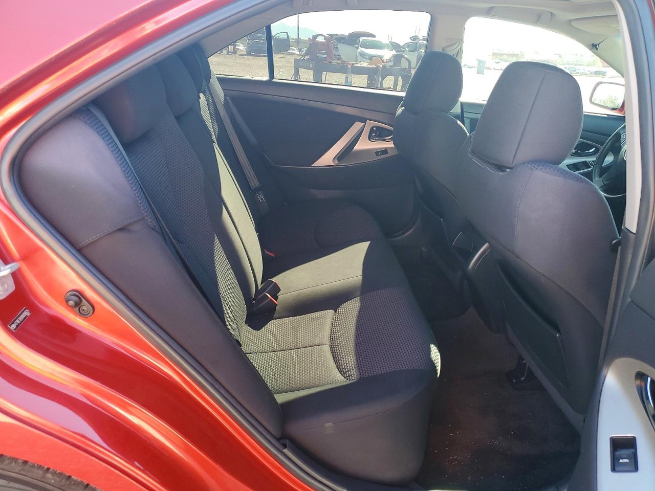 2010 TOYOTA CAMRY BASE photo 10