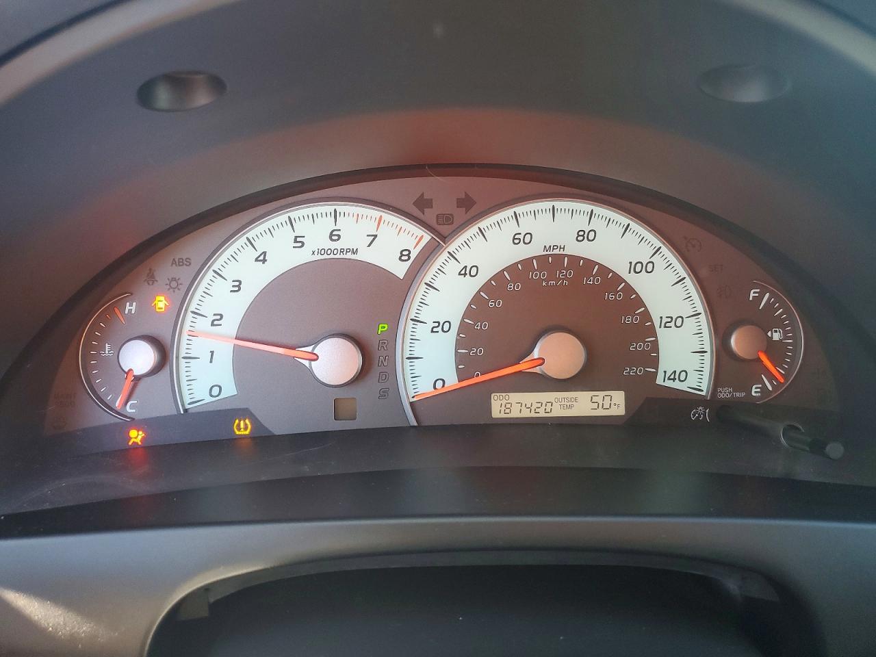 2010 TOYOTA CAMRY BASE photo 9