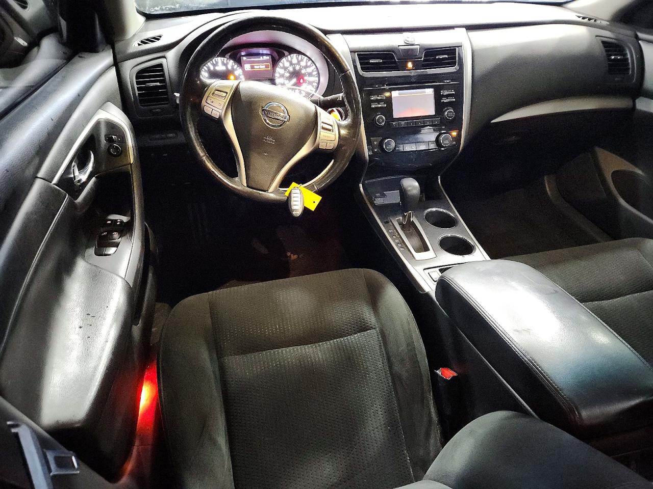 2015 NISSAN ALTIMA 2.5 SV photo 8