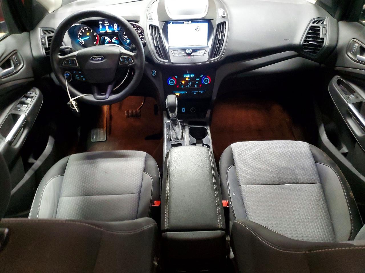 2019 FORD ESCAPE SE photo 8